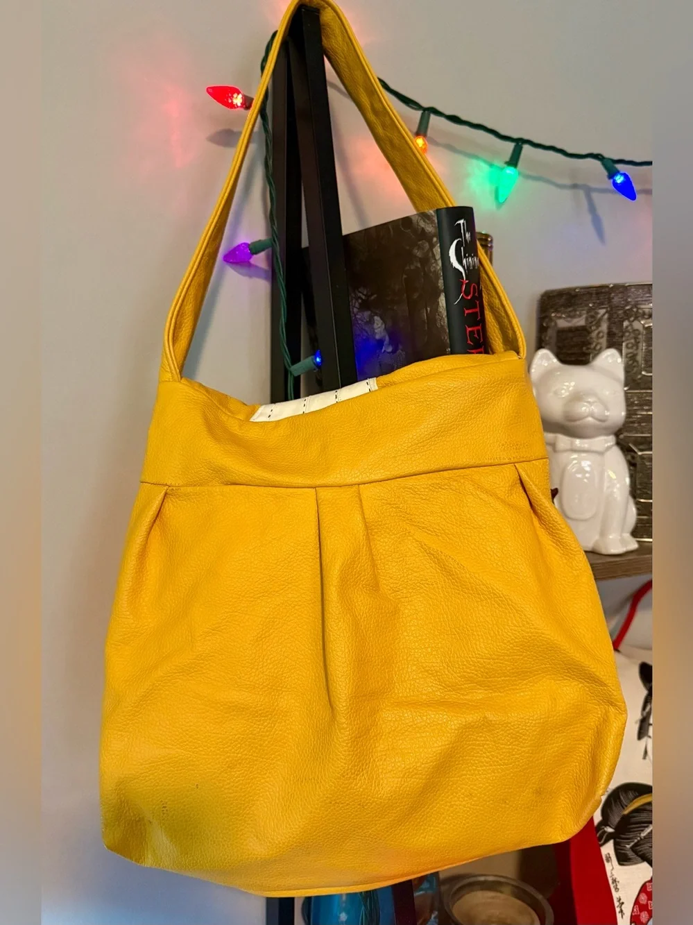 DeLirious Artwork Butte Montana Yellow Pebbled Leather Slouchy Hobo Bag Purse